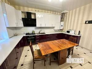 Дом 150м², 2-этажный, участок 6 сот.  