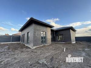 Дом 142м², 2-этажный, участок 6 сот.  