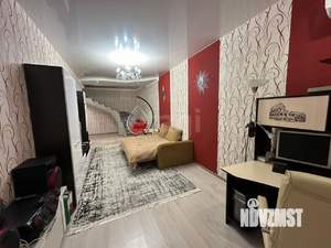 Дом 192м&sup2;, 2-этажный, участок 3 сот.  