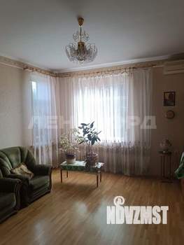 Дом 180м², 2-этажный, участок 4 сот.  