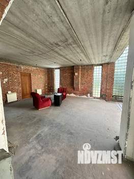 Дом 380м², 3-этажный, участок 5 сот.  