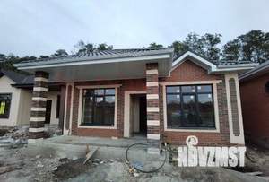 Дом 100м&sup2;, 1-этажный, участок 4 сот.  