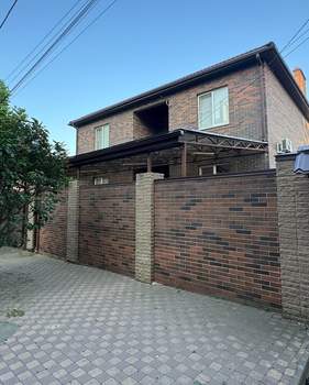 Дом 350м&sup2;, 3-этажный, участок 4 сот.  