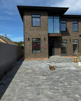 Дом 180м², 2-этажный, участок 4 сот.  