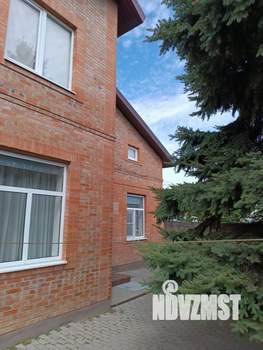 Дом 180м², 2-этажный, участок 4 сот.  