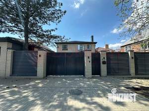 Дом 300м&sup2;, 2-этажный, участок 6 сот.  