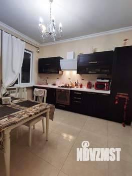 Дом 120м&sup2;, 2-этажный, участок 4 сот.  