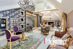 Дом 750м&sup2;, 3-этажный, участок 18 сот.  