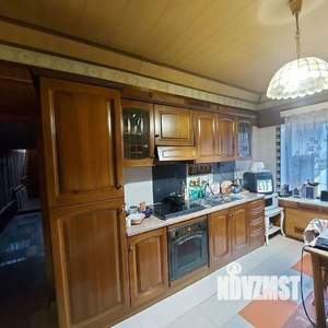 Дом 290м², 2-этажный, участок 3 сот.  