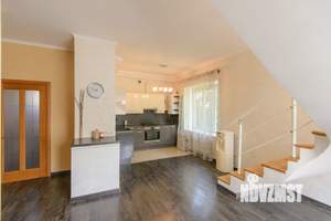 Дом 170м², 2-этажный, участок 5 сот.  