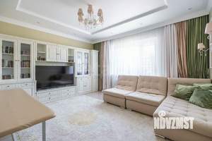 Дом 245м², 2-этажный, участок 12 сот.  