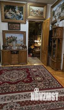 Дом 662м², 3-этажный, участок 7 сот.  