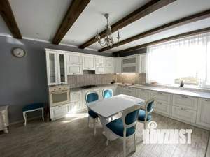 Коттедж 250м², 2-этажный, участок 16 сот.  