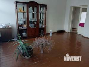 Дом 280м², 3-этажный, участок 13 сот.  