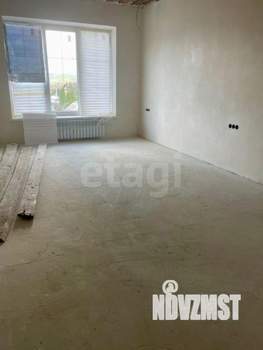 Дом 256м&sup2;, 3-этажный, участок 2 сот.  