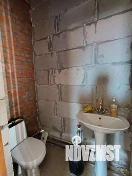 Коттедж 310м², 2-этажный, участок 6 сот.  