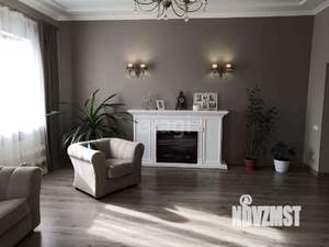 Дом 160м&sup2;, 2-этажный, участок 3 сот.  