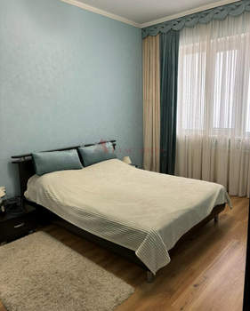 Дом 354м², 3-этажный, участок 3 сот.  