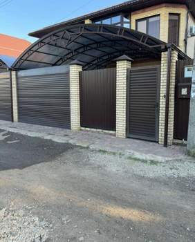 Дом 140м&sup2;, 2-этажный, участок 4 сот.  