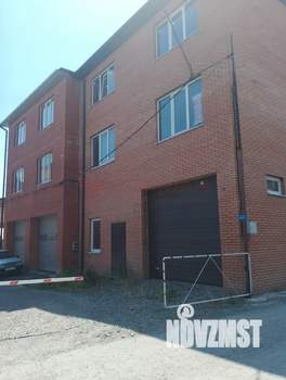 Дом 240м&sup2;, 3-этажный, участок 1 сот.  