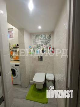 Дом 97м&sup2;, 2-этажный, участок 3 сот.  