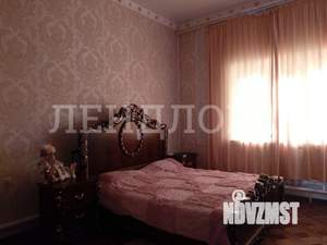 Дом 190м&sup2;, 2-этажный, участок 3 сот.  