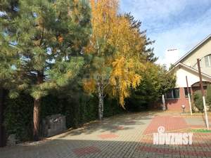 Дом 240м&sup2;, 2-этажный, участок 12 сот.  