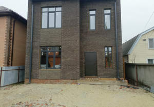 Дом 153м&sup2;, 2-этажный, участок 3 сот.  