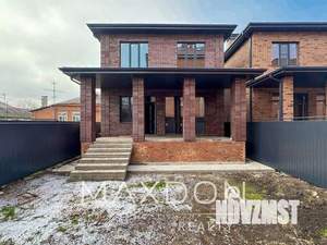 Дом 145м&sup2;, 2-этажный, участок 3 сот.  