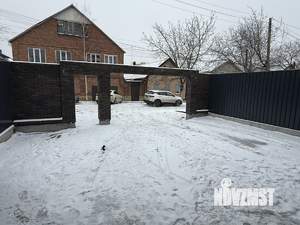 Дом 220м&sup2;, 2-этажный, участок 4 сот.  