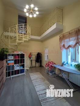 Дом 270м², 3-этажный, участок 6 сот.  
