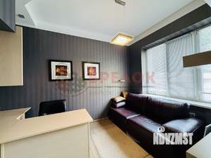 Дом 187м², 3-этажный, участок 4 сот.  