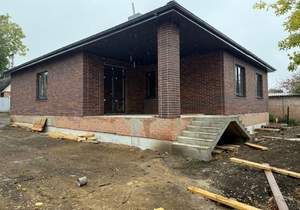 Дом 175м&sup2;, 1-этажный, участок 6 сот.  