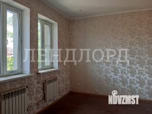 Дом 240м², 3-этажный, участок 6 сот.  