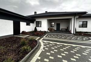 Дом 230м&sup2;, 2-этажный, участок 10 сот.  