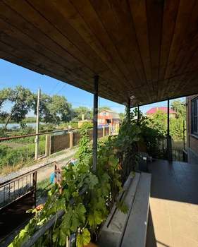 Дом 216м&sup2;, 3-этажный, участок 11 сот.  