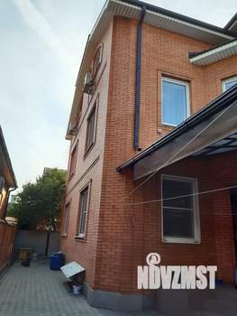 Дом 380м&sup2;, 3-этажный, участок 3 сот.  