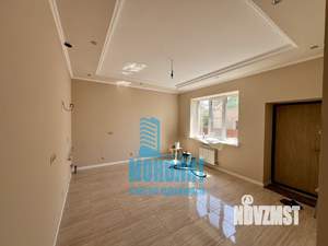 Дом 320м&sup2;, 2-этажный, участок 4 сот.  