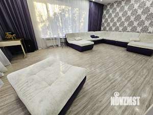 Дом 206м&sup2;, 2-этажный, участок 6 сот.  