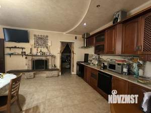 Дом 133м&sup2;, 2-этажный, участок 10 сот.  