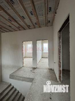 Дом 240м², 2-этажный, участок 3 сот.  