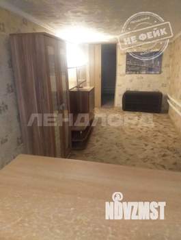 Дом 30м&sup2;, 2-этажный, участок 1 сот.  