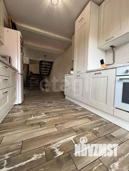 Дом 320м&sup2;, 2-этажный, участок 3 сот.  