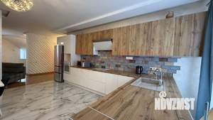 Дом 309м&sup2;, 2-этажный, участок 6 сот.  