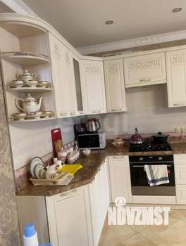 Дом 178м², 2-этажный, участок 3 сот.  