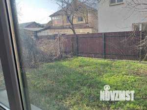 Дом 215м&sup2;, 2-этажный, участок 4 сот.  