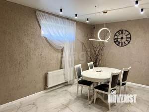 Дом 200м&sup2;, 3-этажный, участок 4 сот.  