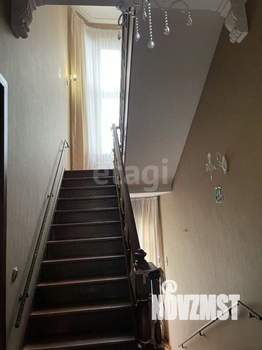 Дом 570м², 4-этажный, участок 19 сот.  