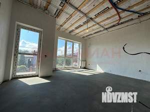 Дом 180м², 2-этажный, участок 6 сот.  