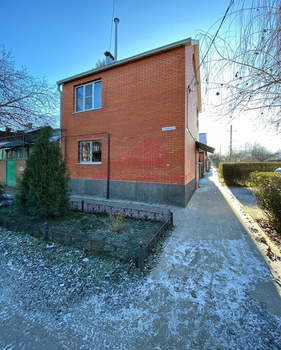 Дом 235м&sup2;, 2-этажный, участок 5 сот.  